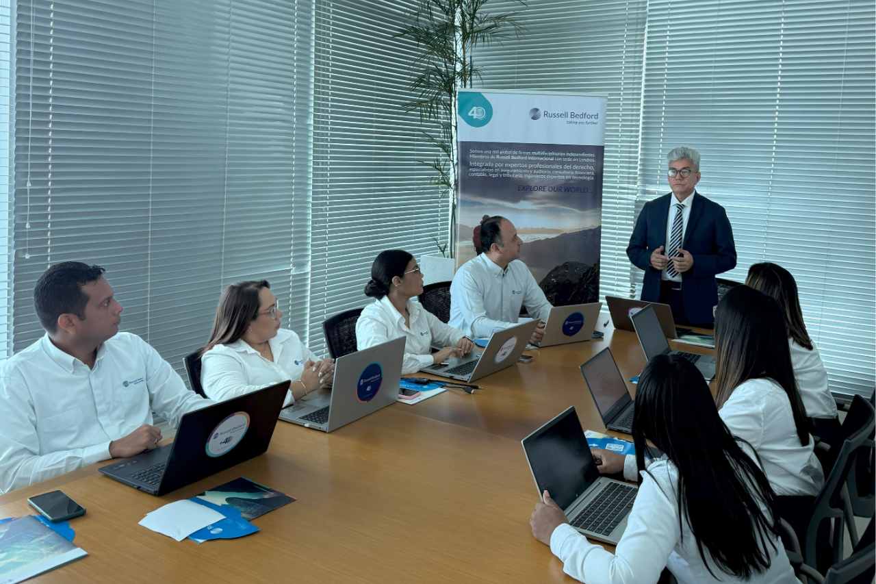 ¿Qué aspectos contemplar al momento de invertir?, Finanzas Corporativas, ESG, Russell Bedford, Bogotá, Medellín, Cali, Barranquilla, Cartagena.