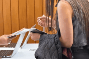 Protección de datos personales en Colombia manejo de información empresarial | Russell Bedford.