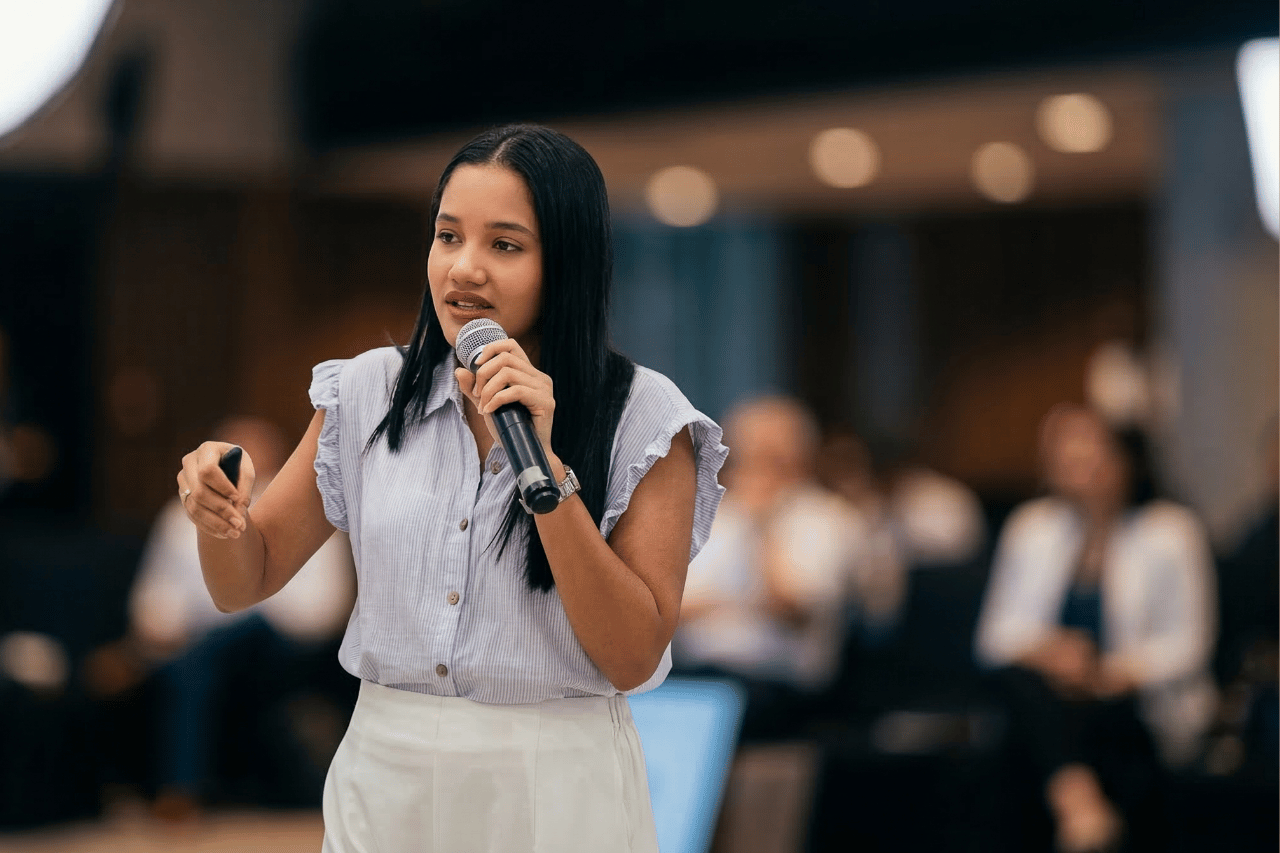 Gestión de la responsabilidad subsidiaria de la empresa matriz en Colombia en entornos empresariales. Russell Bedford.